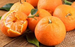 ۳ خاصیت فوق‌العاده پوست نارنگی برای زیبایی پوست