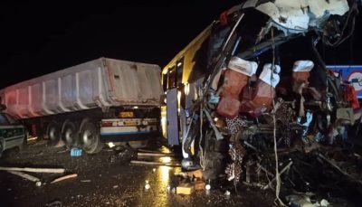 ۸ کشته و ۱۶ مصدوم در تصادف تریلی با اتوبوس