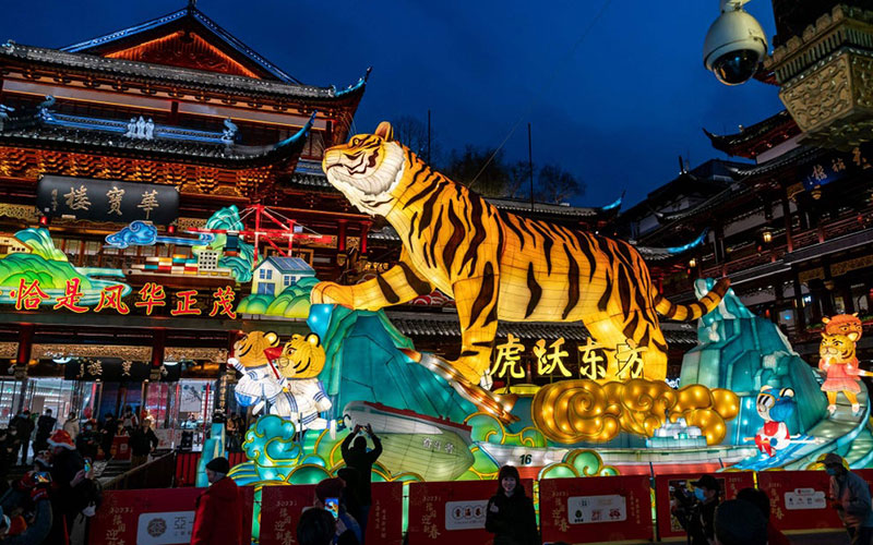 دیدنی های امروز؛ از توفان های برفی تا کنسرت التون جان