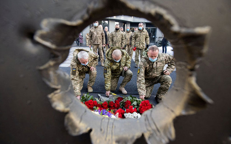 دیدنی های امروز؛ از نخستین فرمانده زن کشتی جنگی آمریکایی تا بانوی خلبانی که دور دنیا پرواز کرد