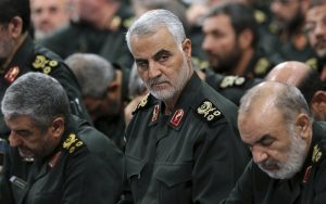 «بازتاب» سعادت شریفی پور - رسانههای معتبر خارجی در ساعات گذشته از تحولات و رویدادهای مرتبط با ایران غافل نبوده و مطالب قابلتأملی را پیرامون مسائل مرتبط با ایران به رشته تحریر درآوردند مثل خبرگزاری اسپوتنیک و اندیشکده اوراسیاریویو بر موضوعاتی چون دولت فعلی آمریکا مسئول قتل سردار سلیمانی است، آیا در سال 2022 توافق هسته ای احیا می شود؟ اسرائیل هلیکوپترهای تهاجمی و تانکرهای هوایی خریداری می کند، نوشتند.
