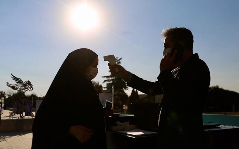 استقرار تیم‌ واکسیناسیون در خانه چهلمین جشنواره فیلم فجر