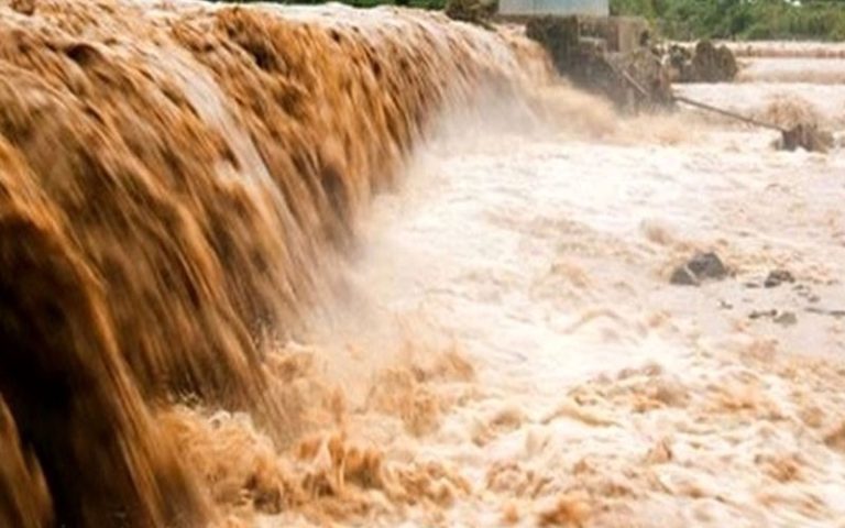 تخلیه اضطراری دو منطقه در هرمزگان به علت بارندگی شدید