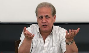 داریوش پیرنیاکان