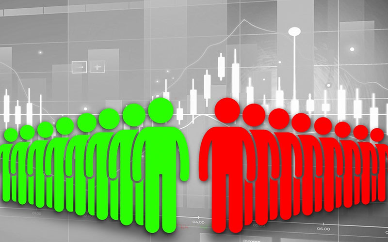 صف‌های خرید و فروش سهام در دهم بهمن