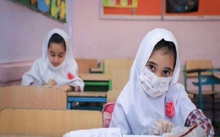 مدارس باید آموزش حضوری را از سر بگیرند