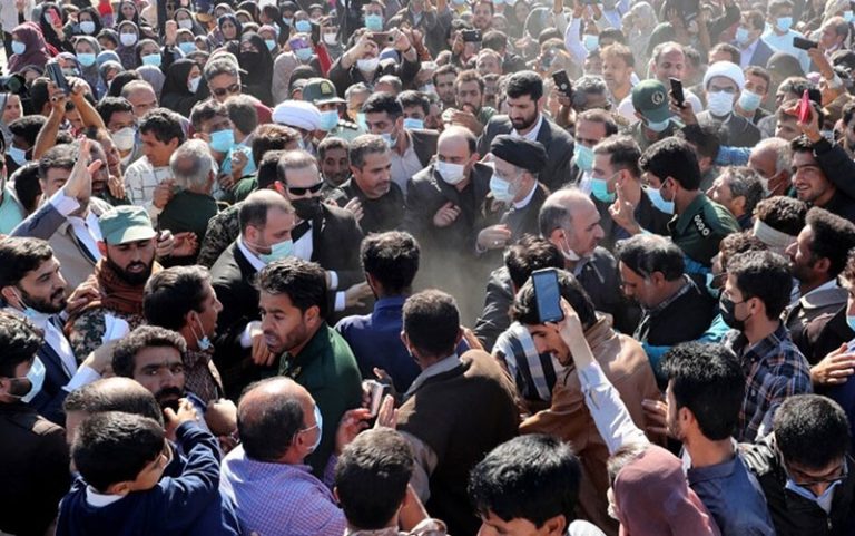 وعده‌های رئیس‌جمهوری به سیل زدگان جنوب کشور