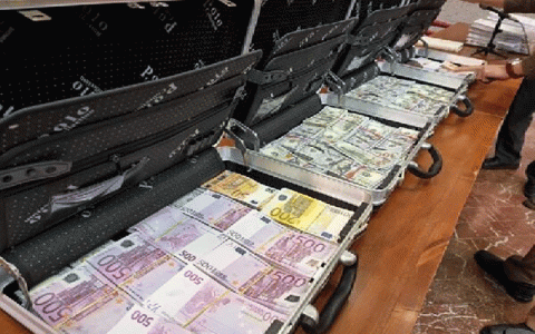 کیف‌های رشوه دلار و یورو در دادگاه شهرداری لواسان