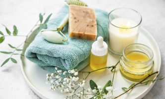 ۲ راه ارزان برای داشتن پوستی صاف و درخشان