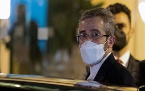 «بازتاب» سعادت شریفی پور - رسانه‌های معتبر خارجی در ساعات گذشته از تحولات و رویدادهای مرتبط با ایران غافل نبوده و مطالب قابل‌تأملی را پیرامون مسائل مرتبط با ایران به رشته تحریر درآوردند مثل خبرگزاری اسپوتنیک، شبکه خبری المانیتور و پایگاه خبری المانیتور بر موضوعاتی چون اسرائیل رزمایش حمله به تاسیسات هسته ای ایران برگزار کرد، اقتصاد ایران قدرت و محدودیت های تحریم های آمریکا را آشکار می کند، شرایط توافق برد-برد با ایالات متحده وجود دارد، نوشتند.