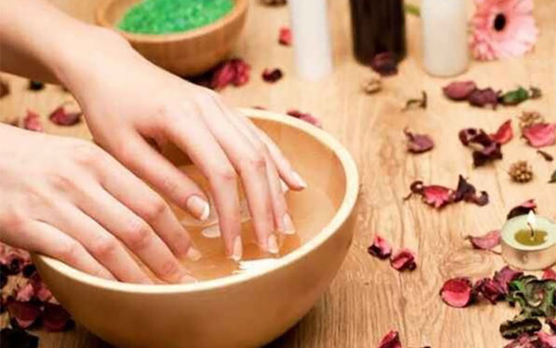 با این ۳ ماده طبیعی ناخن‌های خود را مقاوم کنید