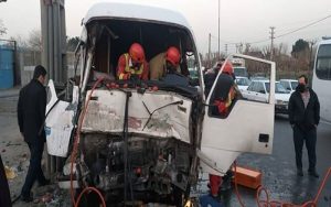 تصادف سرویس کارگران یک کارخانه صنعتی