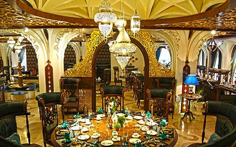 منوی دلاری در رستوران‌های لاکچری