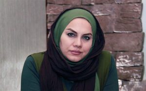 نشان ویژه کارگردان موفق در دستان نرگس آبیار