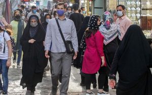 هشدار وزیر بهداشت یک نفر می‌تواند همه اعضای خانواده را اُمیکرونی کند!