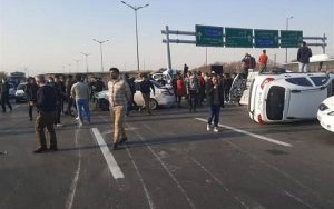 واژگونی تریلر حامل خودروهای صفر