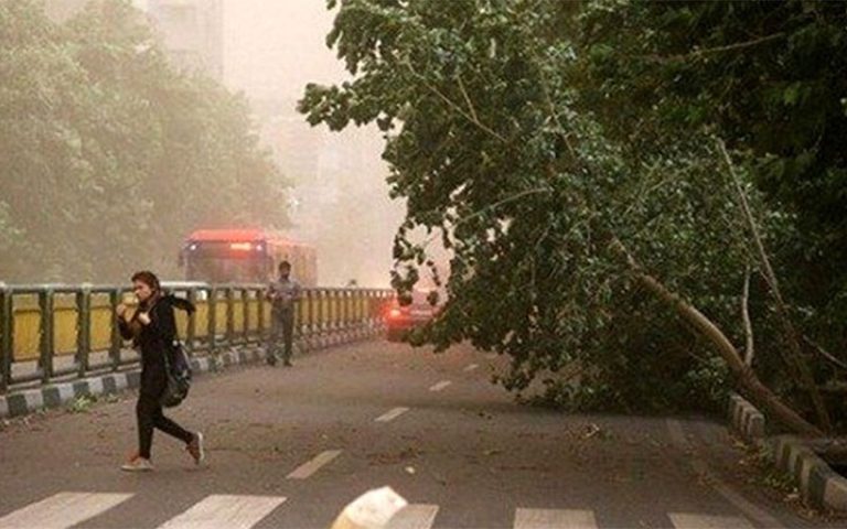 وزش باد شدید در تهران