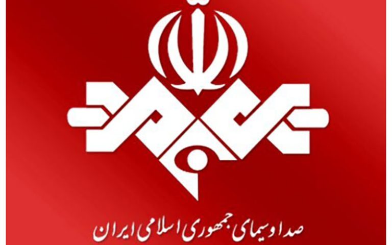 کنایه تند مجری تلویزیون به معاونان خاتمی و روحانی