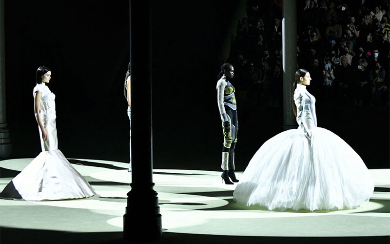 دیدنی های امروز؛ از پناهجویان اوکراینی تا قضات زن مصری