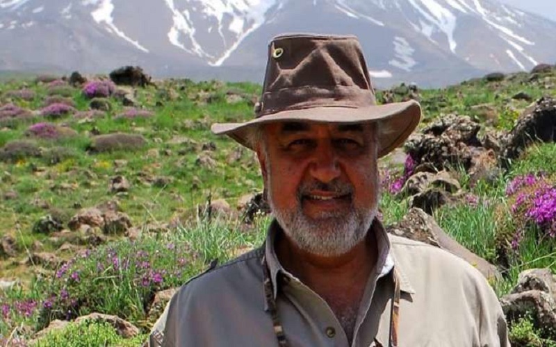 «بازتاب» سعادت شریفی پور - رسانه‌های معتبر خارجی در ساعات گذشته از تحولات و رویدادهای مرتبط با ایران غافل نبوده و مطالب قابل‌تأملی را پیرامون مسائل مرتبط با ایران به رشته تحریر درآوردند مثل هفته نامه نیوزویک، روزنامه گاردین و روزنامه الشرق الاوسط بر موضوعاتی چون اسرائیل و جمهوری خواهان با توافق هسته ای مخالف هستند، مراد طاهباز، از زندان ایران به اتاق هتل نقل مکان کرد، توافق هسته ای قریب الوقوع است، نوشتند.