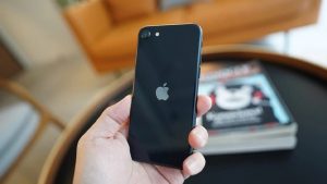 iPhone-SE3-1