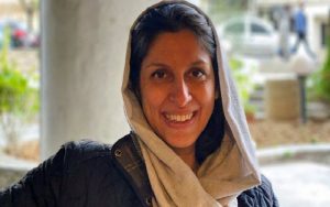 «بازتاب» سعادت شریفی پور - رسانه‌های معتبر خارجی در ساعات گذشته از تحولات و رویدادهای مرتبط با ایران غافل نبوده و مطالب قابل‌تأملی را پیرامون مسائل مرتبط با ایران به رشته تحریر درآوردند مثل پایگاه خبری المانیتور، اندیشکده اوراسیاریویو و هفته نامه ویک بر موضوعاتی چون مذاکرات هسته ای به مسیر خود بازگشته است، ایران ارتقای روابط با روسیه را اولویت سیاست خارجی خود می داند، نازنین زاغری پس از 6 سال به انگلیس بازمی گردد، نوشتند.