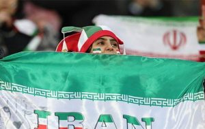 تماشاگران زن با بلیت هم موفق به حضور در ورزشگاه نشدند