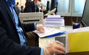 حداقل حقوق کارمندان ۵ میلیون و ۶۰۰ هزارتومان تعیین شد