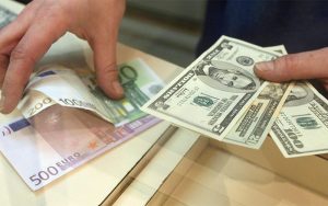 نرخ رسمی ۱۱ ارز کاهش یافت