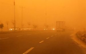 وزش باد و گرد و خاک در مناطق غرب؛ شرق و مرکزی کشور