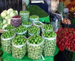 گوجه-سبز