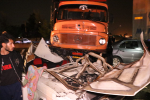 تصادف زنجیره‌ای 15 دستگاه خودرو در اصفهان