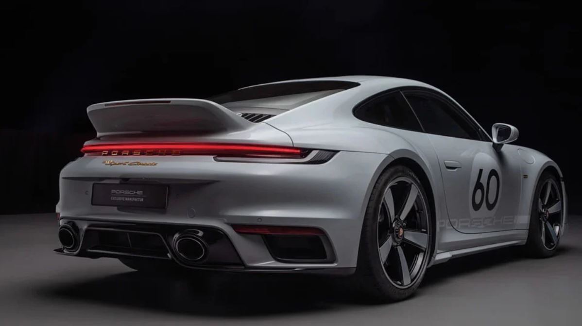 پورشه 911 اسپرت کلاسیک معرفی شد/ یک 911 توربو قدرتمندتر