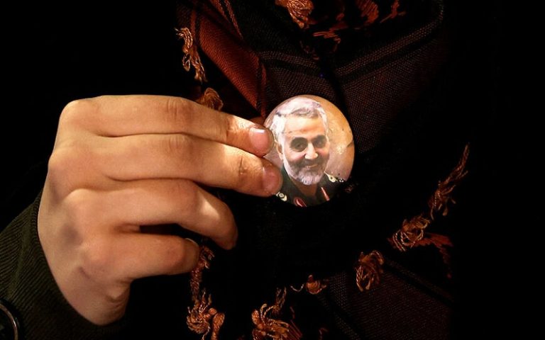 «بازتاب» - رسانه‌های معتبر خارجی در ساعات گذشته از تحولات و رویدادهای مرتبط با ایران غافل نبوده و مطالب قابل‌تأملی را پیرامون مسائل مرتبط با ایران به رشته تحریر درآوردند مثل پایگاه خبری میدل ایست آی، پایگاه خبری المانیتور و روزنامه نیویورک پُست بر موضوعاتی چون ایران، آمریکا را به تاخیر در توافق متهم می کند، ایران انتقام شهید سلیمانی را اصل اساسی سیاست خارجی خود می داند، کوچکترین حرکت اسرائیل با ضربه به قلب آن همراه خواهد بود، نوشتند.