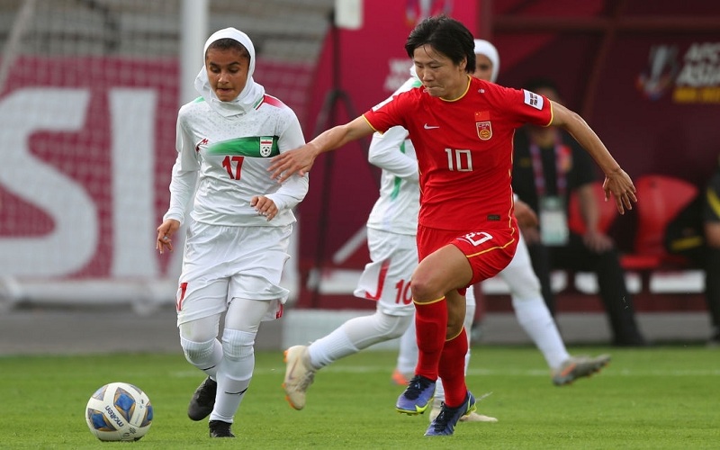 «بازتاب» - رسانه‌های معتبر خارجی در ساعات گذشته از تحولات و رویدادهای مرتبط با ایران غافل نبوده و مطالب قابل‌تأملی را پیرامون مسائل مرتبط با ایران به رشته تحریر درآوردند مثل پایگاه خبری المانیتور، روزنامه گاردین و اندیشکده اوراسیاریویو بر موضوعاتی چون فرمانده سپاه قدس ایران از حملات در اسرائیل تمجید کرد، زنان ایران برای شکستن موانع فوتبال تلاش می کنند، وزرای امورخارجه ایران و عراق در تهران دیدار کردند، نوشتند.