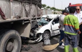 تصادف مرگبار پژو ٢٠۶ و کامیون در جاده دماوند