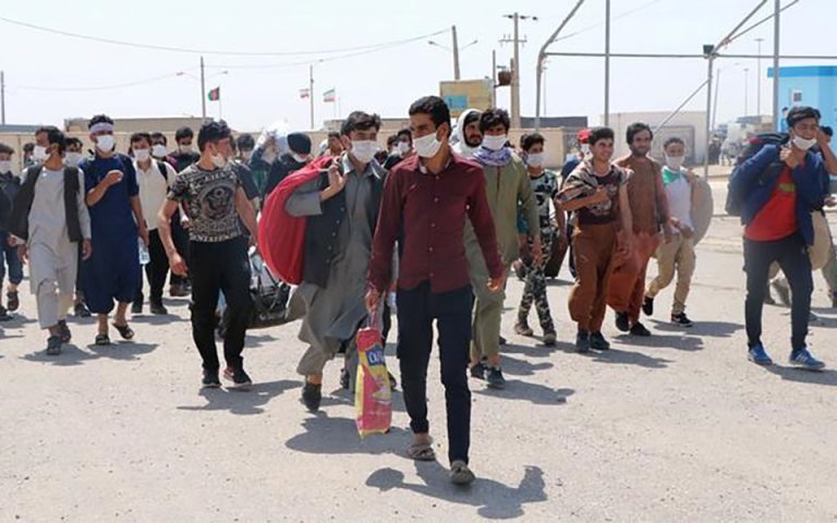 حضور وابستگان طالبان در میان مهاجران افغانستانی