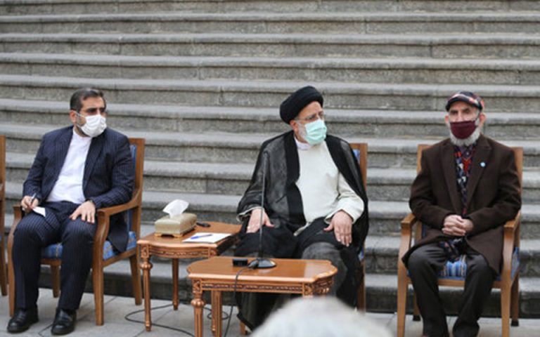 رئیسی: کارگروه مشترک بررسی مشکلات هنرمندان تشکیل شود