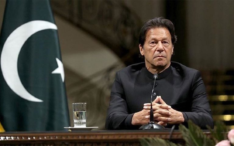 عمران خان برکنار شد