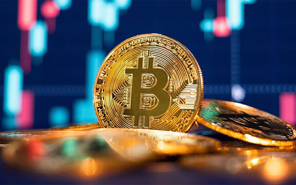 قیمت بیت‌کوین ۱۰ برابر می‌شود؟!