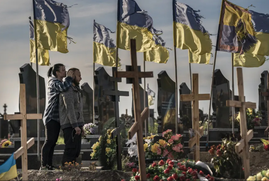 دیدنی های امروز؛ از تیراندازی مرگبار در آمریکا تا روز "نکبت" گورستان شهر "خارکیف"