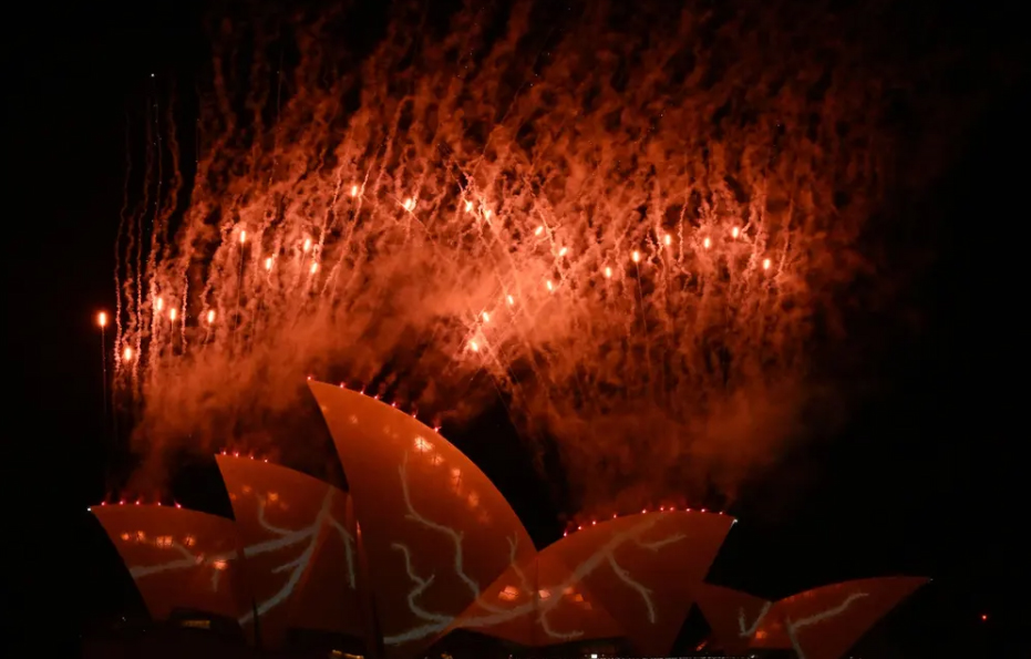 آتش بازی در جشنواره سالانه سیدنی استرالیا