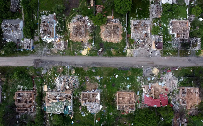ساختمان های ویران شده در جنگ اوکراین