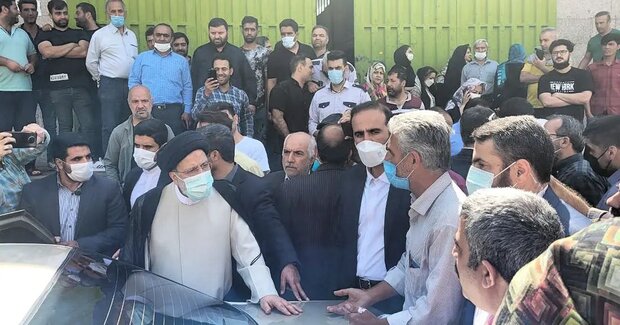 رئیس‌جمهور در میدان بهمن تهران