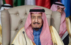 پادشاه عربستان به بیمارستان منتقل شد