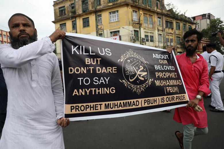 اعتراضات مسلمانان هند به اظهارات توهین آمیز سخنگوی حزب حاکم هند درباره پیامبر اسلام (ص)