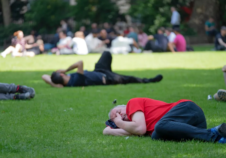 موج گرمای کم سابقه در انگلیس