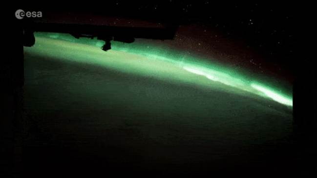 عکس قطب‌های خورشید