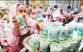 تغذیه رایگان محصلان از اول مهر اجرا می‌شود