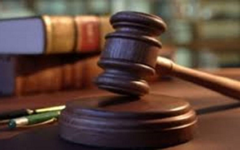 معلم 55 ساله متهم به آزار جنسی دانش‌آموزان